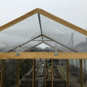 Мягкие окна на парник или теплицу